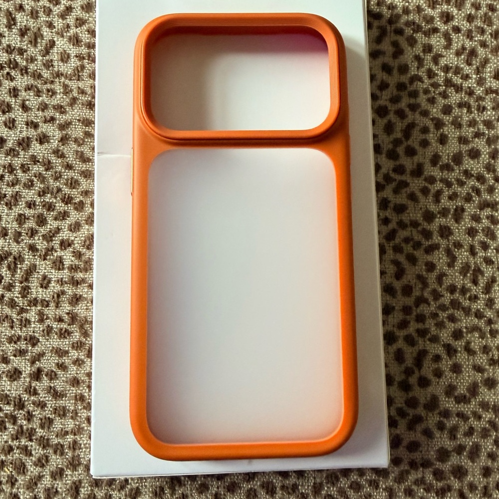 iPhone 17Pro Transparent Phone Case For 
Shockproof Protective Cover - Picture 2 of 6